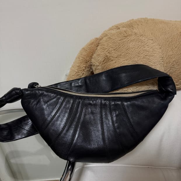 르메르 크루아상백 범백 블랙 정품