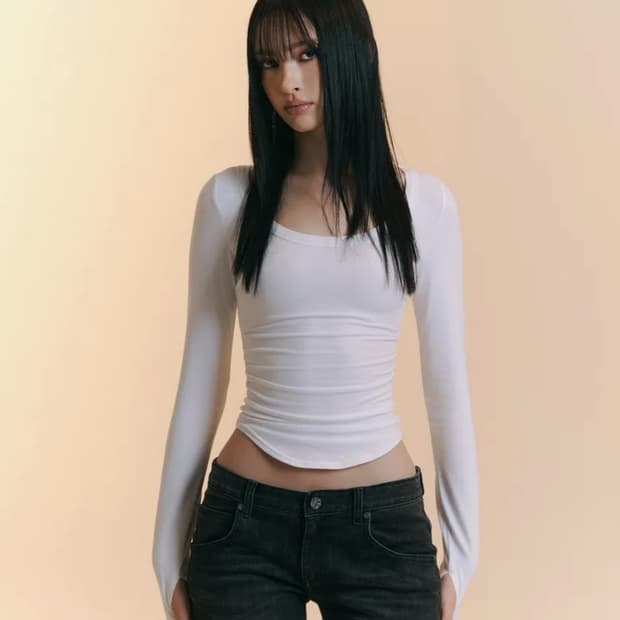 플리즈노팔로우 뉴모모 셔링탑 화이트