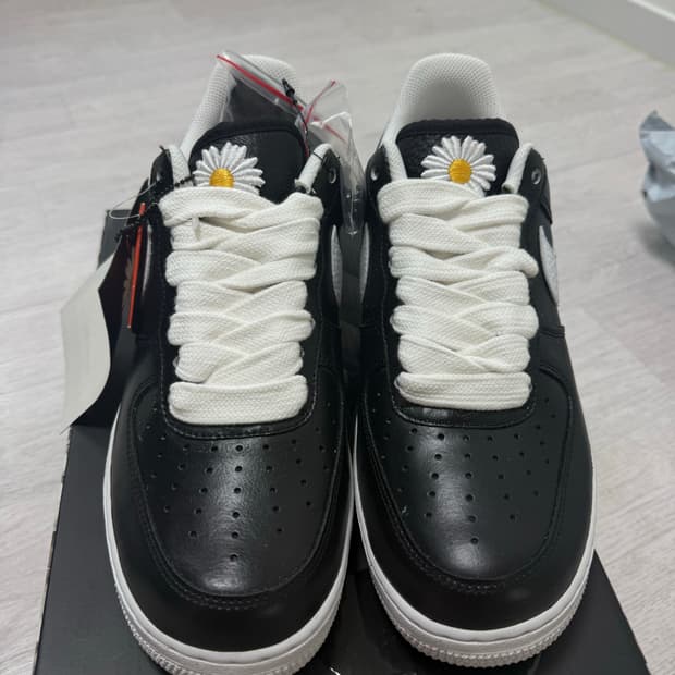 나이키 피스마이너스원 에어포스 275 새상품