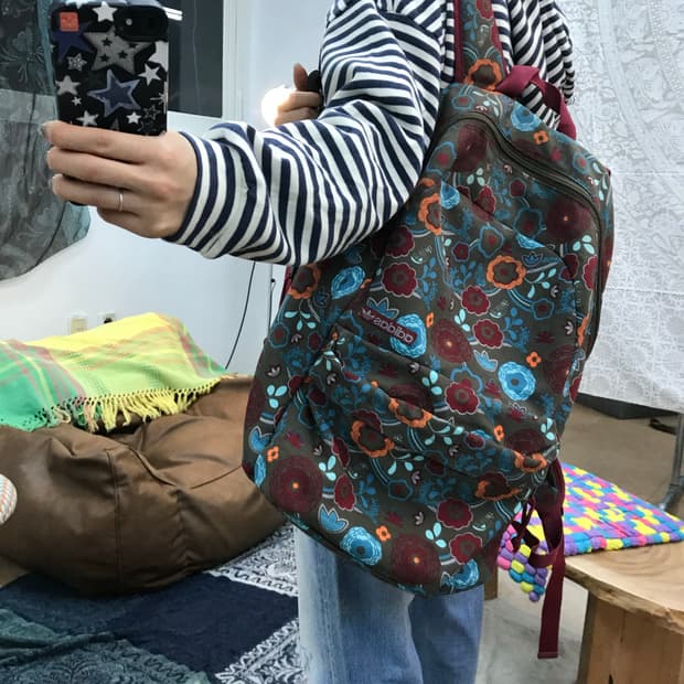 아디다스 올드스쿨 빈티지 플라워패턴 백팩 