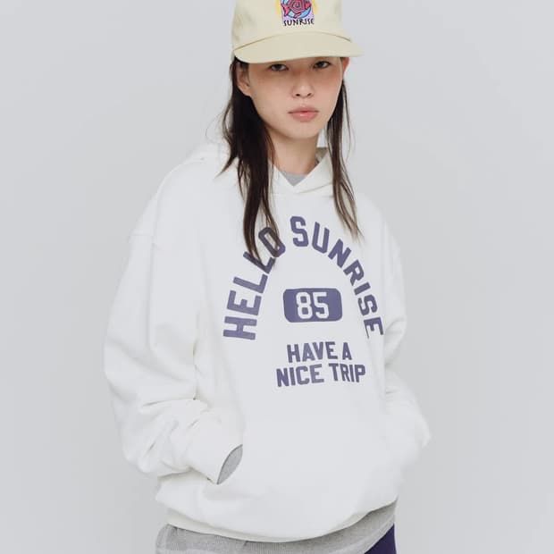 헬로선라이즈 HNT Arch Logo Hoodie