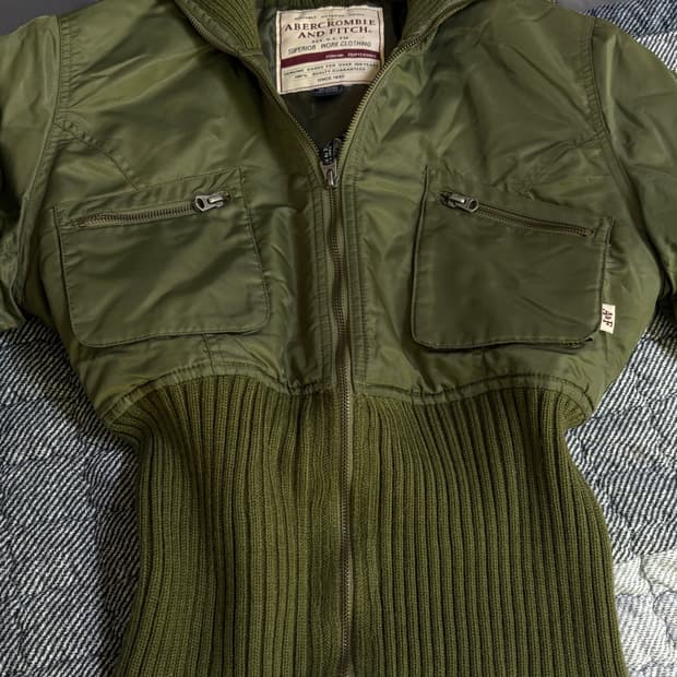 아베크롬비 항공점퍼