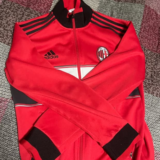 아디다스 ac밀란 져지(임채윤님 착용)