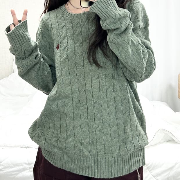 폴로 버건디포니 카키 케이블니트