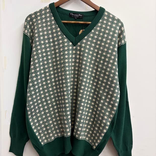 N127. 크리스찬 디올 니트