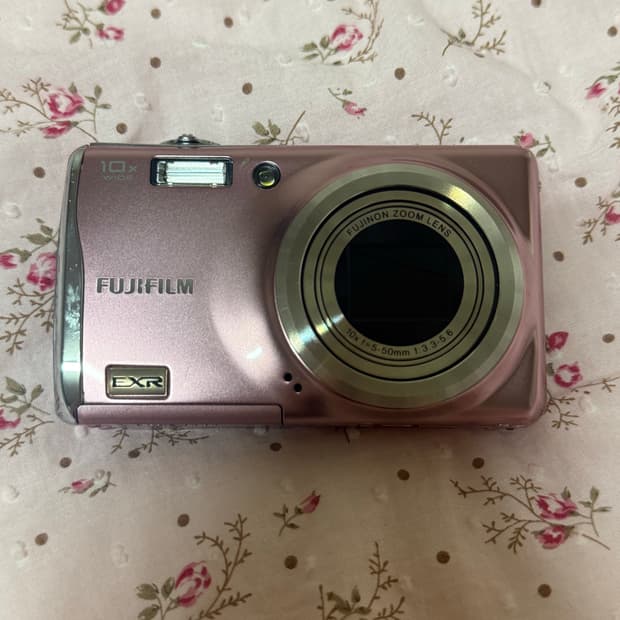 FUJIFILM 후지필름 finefix f70exr 디카 핑크 파인픽스