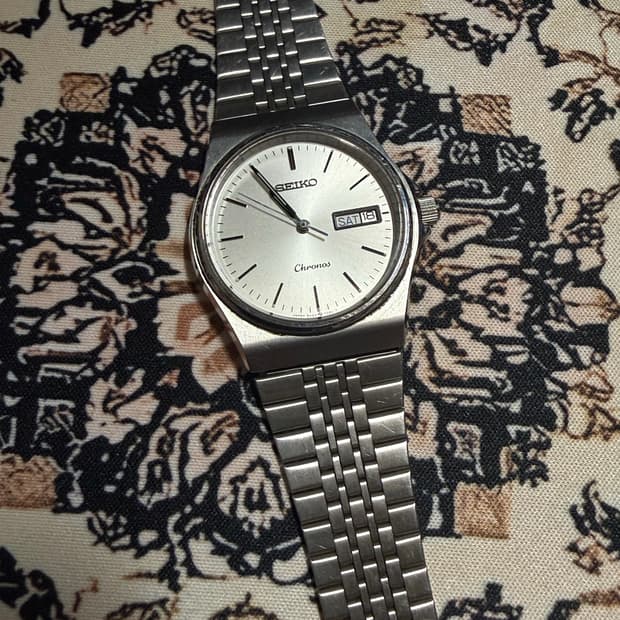 SEIKO 빈티지 쿼츠 시계