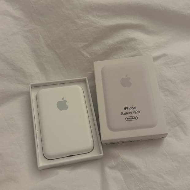 애플 정품 맥세이프 보조배터리