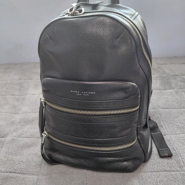 마크 제이콥스 바이커 레더 백팩