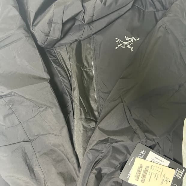 아크테릭스 아톰 후디 블랙 새상품