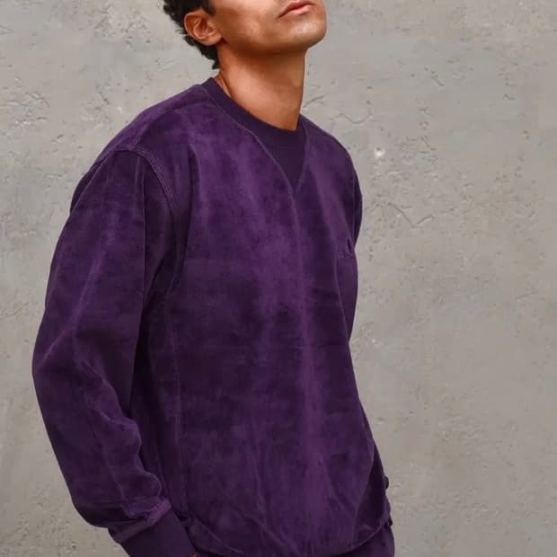 칼하트 WIP 유나이티드 스크립트 벨루어 벨벳 스웻셔츠 맨투맨 