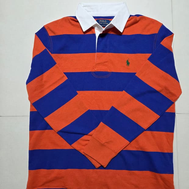 폴로 랄프로렌 25FW 클래식핏 미듐사이즈 럭비스트라이프 판매합니다.