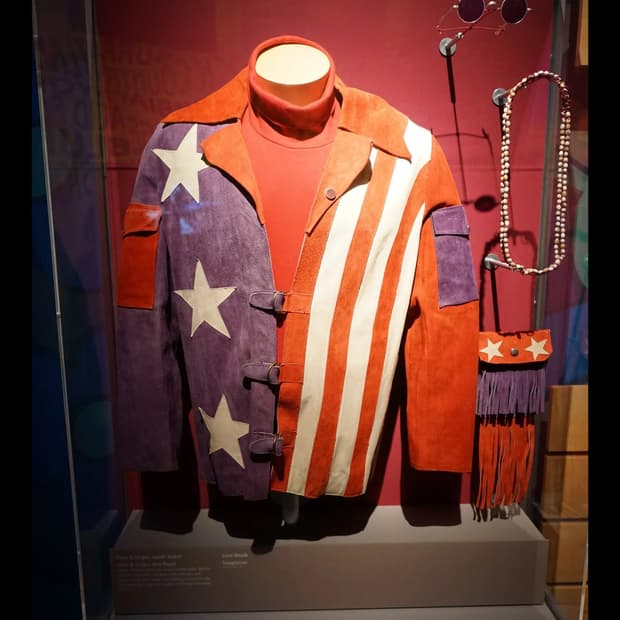 BETHEL WOODS MUSEUM 60’s hippie jacket