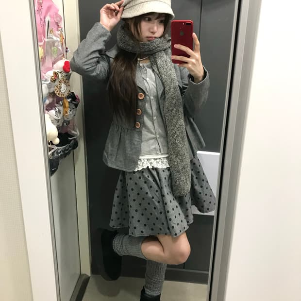 데일리 그레이 니혼진 프레피 도트 코디세트