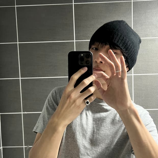 phigvel makers co x lady white co beanie