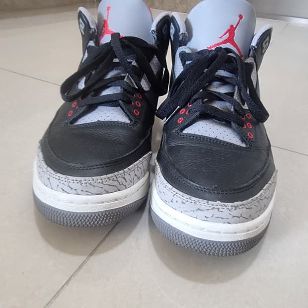 조던 3 블랙시멘트 레트로 280사이즈 입니다!
2024년 스니커헤드들의