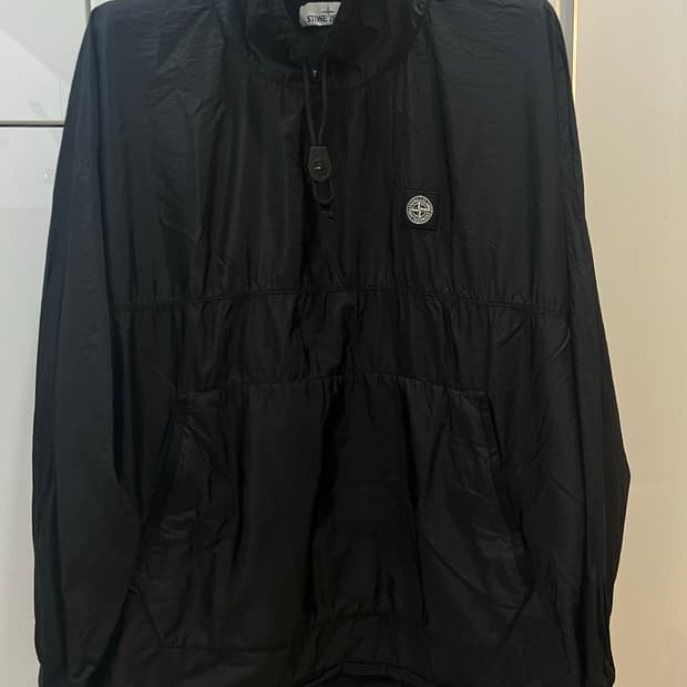 스톤아일랜드 나일론메탈 아노락 2xl (새상품급)