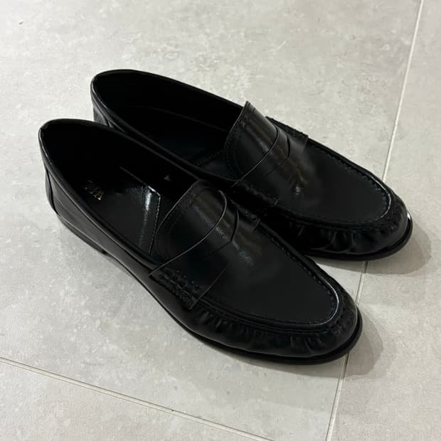 자라 소프트 셔링 로퍼