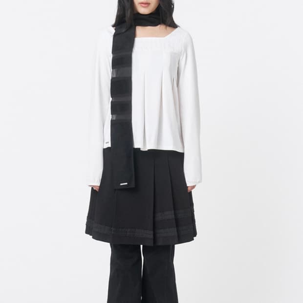 미세키서울 Accordion pleats top 화이트
