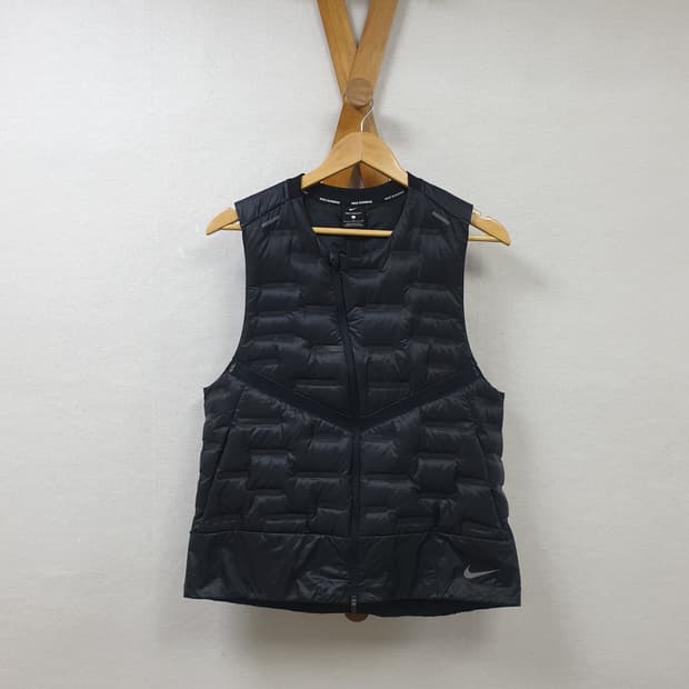 [L/100] 나이키 에어로로프트 베스트