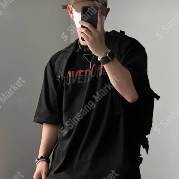 [새상품] 오버핏 반팔 티셔츠