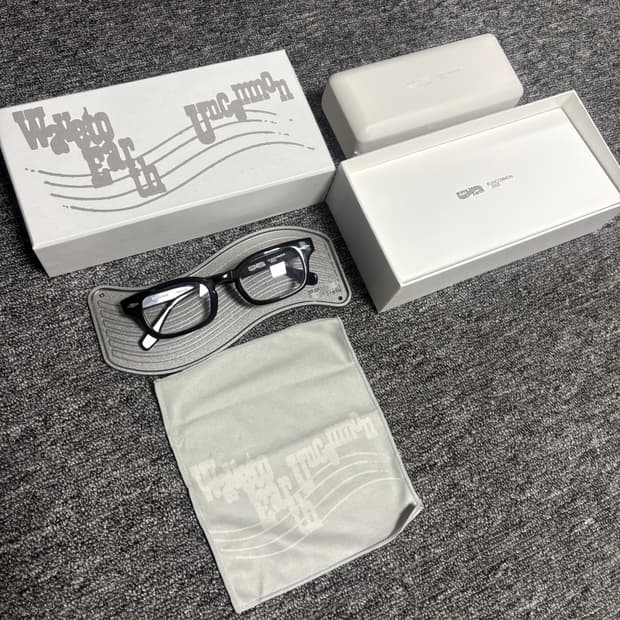 언커먼아이웨어 wave 0.01