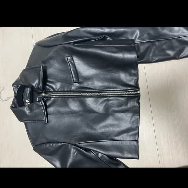 자라 블랙 레더 자켓 크롭