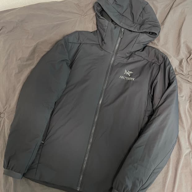 아크테릭스 아톰 ar 블랙 S사이즈