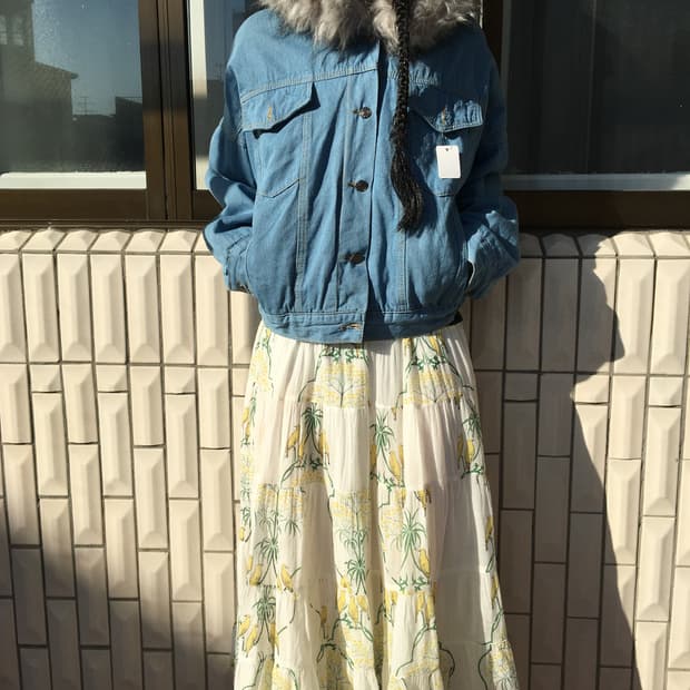 Fake fur hood denim jacket