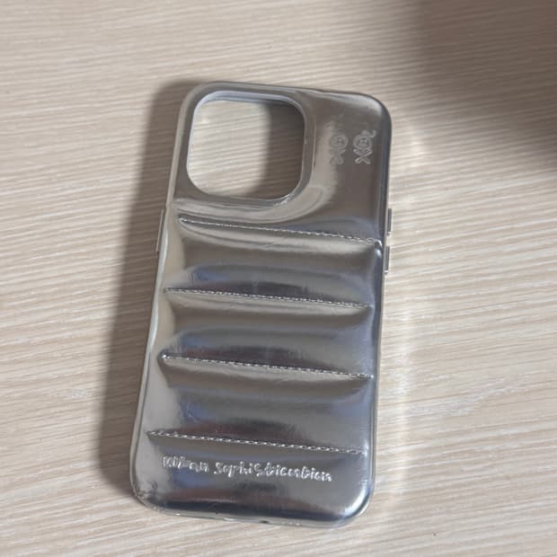 어반소피스티케이션 케이스 