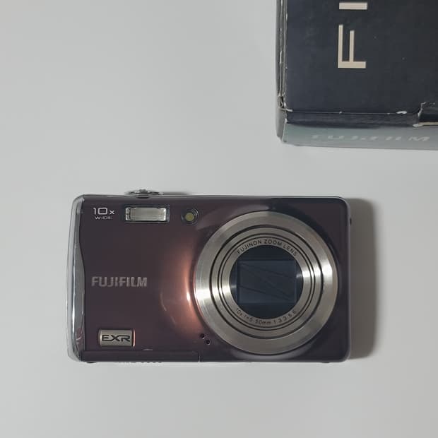 후지필름 파인픽스 f70exr 아일릿 하투하 디카