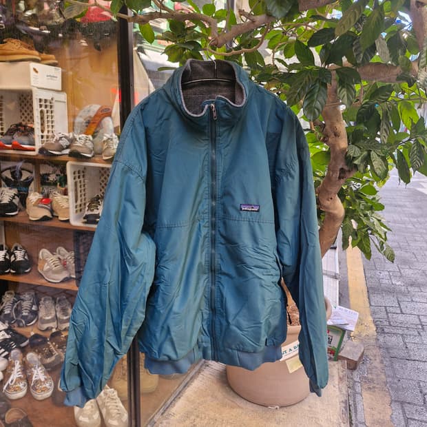 Z-238 파타고니아 쉘드 신칠라 봄버 웜업 자켓 