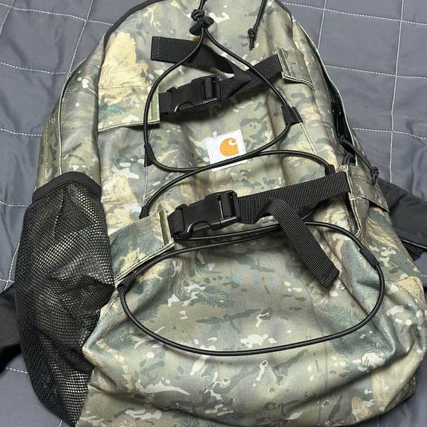 칼하트 킥플립 가방