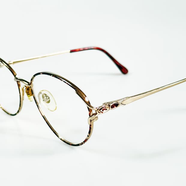 90s 유로피안 토터스 골드 오벌 메탈 프레임 빈티지 안경