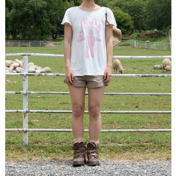 slamese bunny graphic t shirt