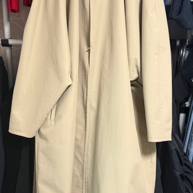 stu 23fw 돌먼 팝니다