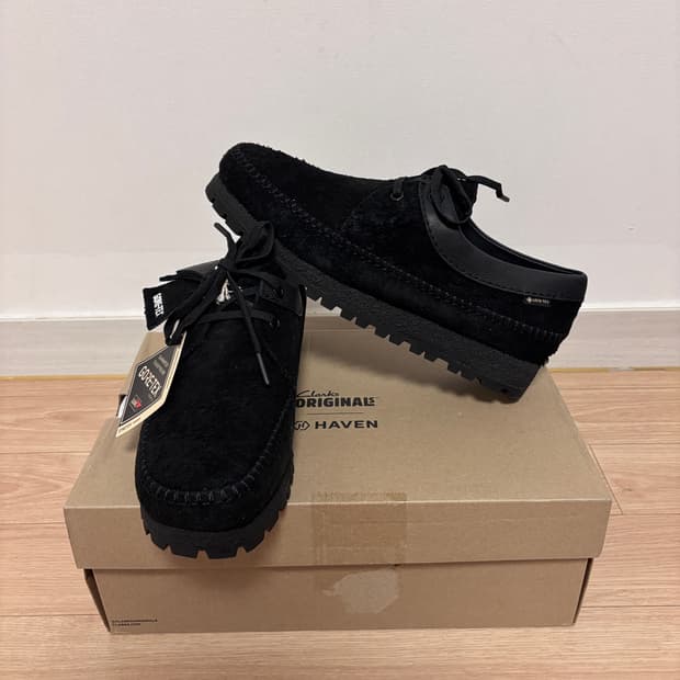 새상품) 265 클락스 위버 비브람 고어텍스 블랙 스웨이드