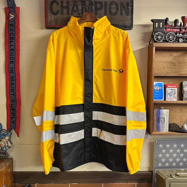 Deutsche Post 바람막이 자켓
