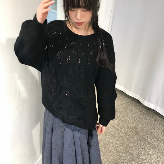 핸드메이드 블랙 니트