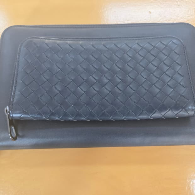 보테가베네타   인트레치아토   클러치(장지갑)