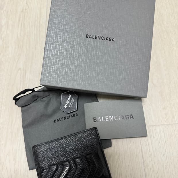 발렌시아가 카드지갑