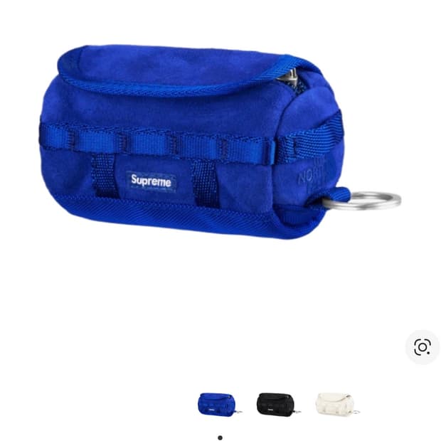 슈프림 노스페이스 스웨이드 블루 키체인