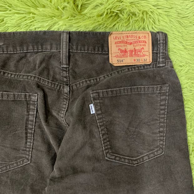 [31] 리바이스 514 화이트탭 슬림 스트레이트핏 코듀로이 치노팬츠