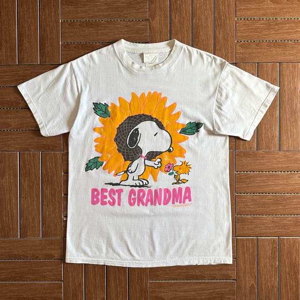 90’s Peanuts snoopy usa made 1/2 tee