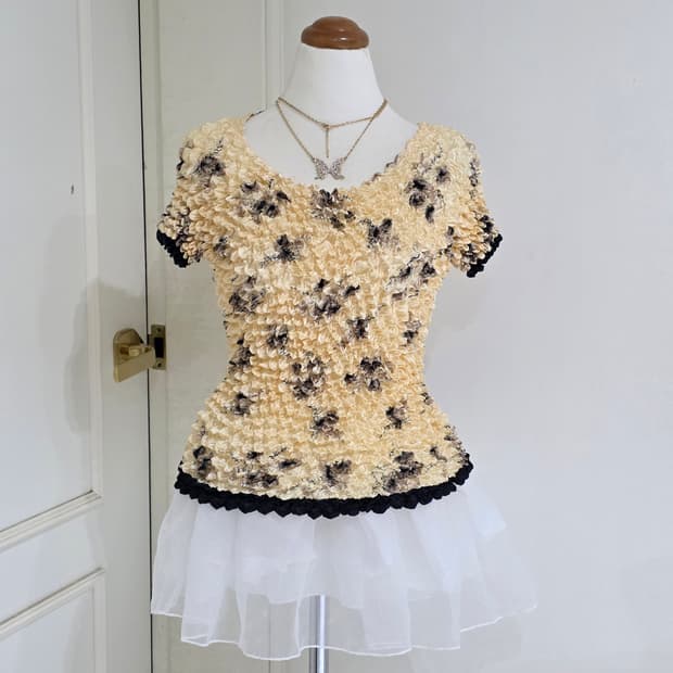 빈티지) 하구미모리걸 아오이유우st 엠보 플리츠 스모킹 플로럴 여름탑