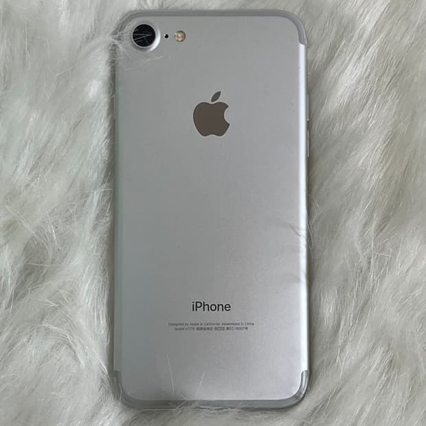 (무음🤍새상품급)아이폰7 실버 32GB