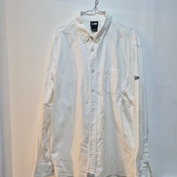 XL/105) NEWERA 뉴에라 옥스포드 화이트 셔츠 팝니다