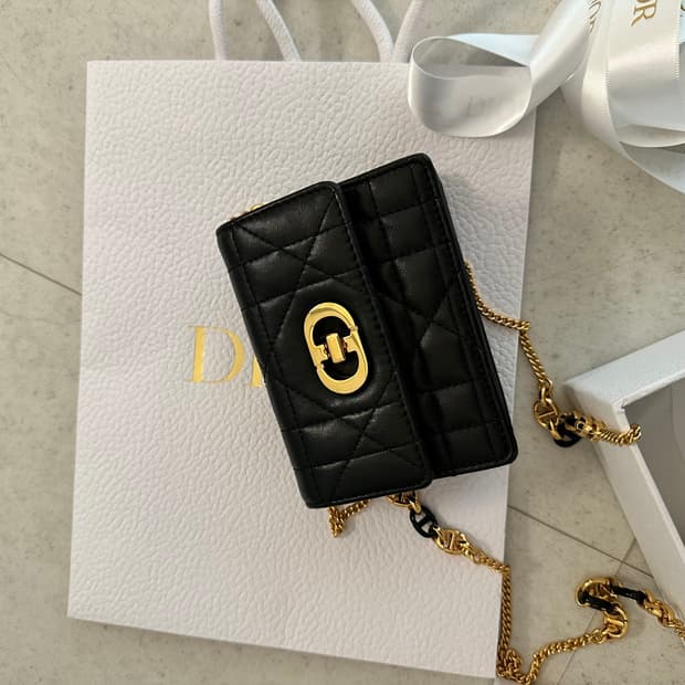 디올 미스카로 마이크로백 블랙