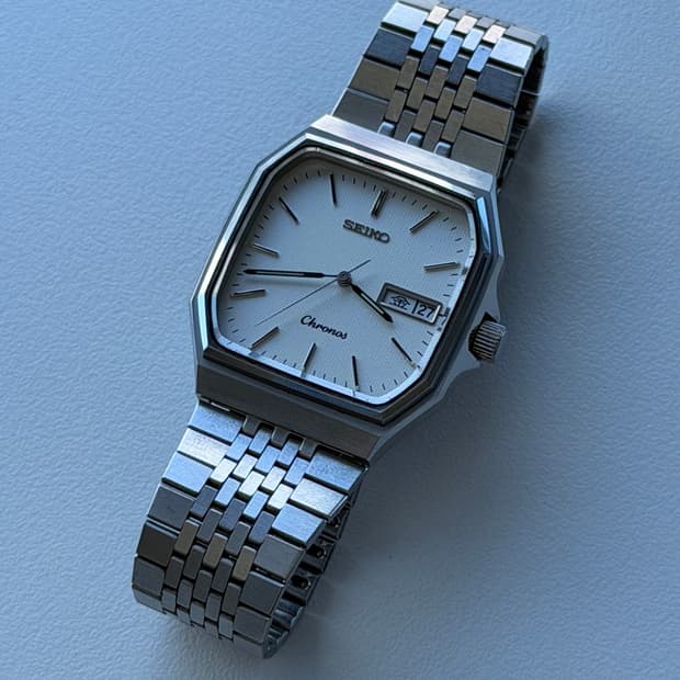 SEIKO quartz chronos