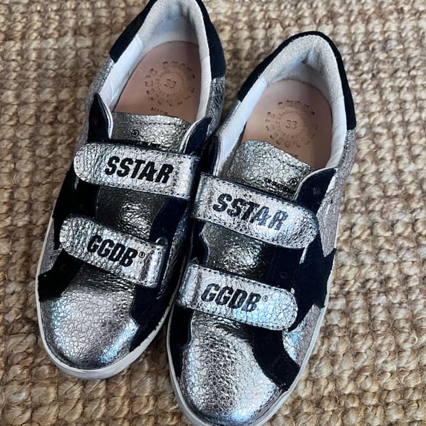 골든구스 키즈 슈퍼스타메탈실버 33사이즈